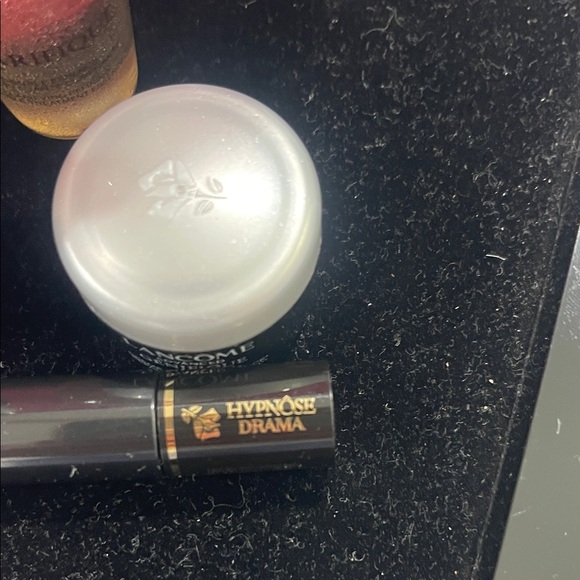 Lancôme Beauty Bag with 7 Lancôme items - Picture 9 of 12